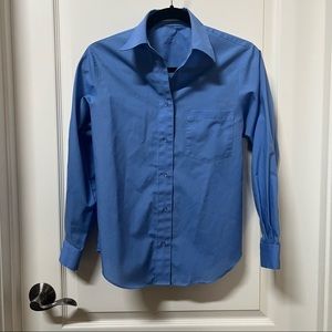 Foxcroft Blue button up Wrinkle Resistant shirt